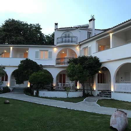 Villa Jeanna Troulos Exterior photo